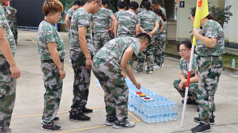 [武汉户外拓展训练]为何以提升企业客户核心价值为根本？