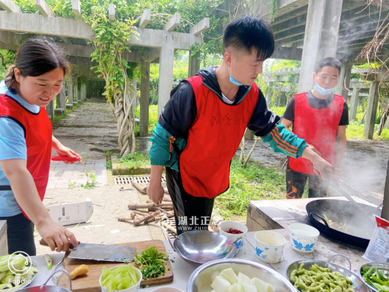 “武汉家多顺团建活动”