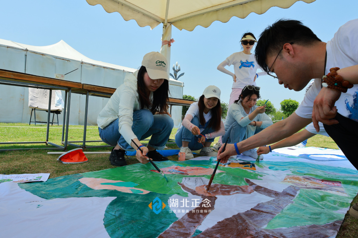 湖北正念团建携手好利福食品开展黄鹤楼马术小镇精彩团建活动